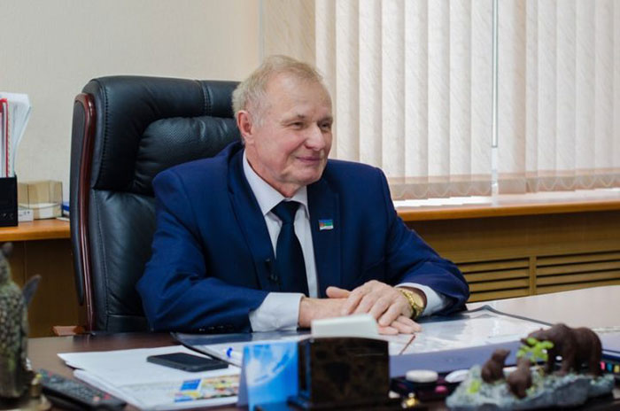 Новый старый председатель