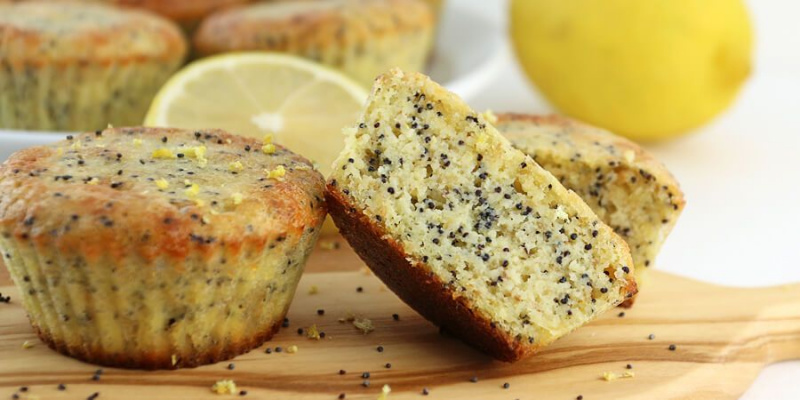 Миндальные кексы с шоколадом, маком и лимоном