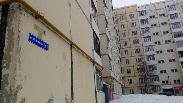 Почему не дезинфицируют подъезды?