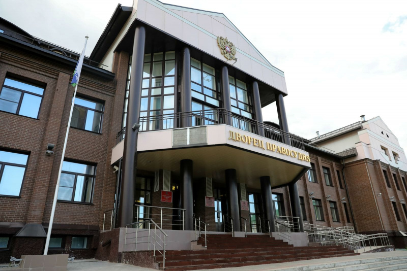 Нарьян-Марский городской суд вынес приговор охраннику детского сада «сказка», где в прошлом году произошло убийство ребёнка
