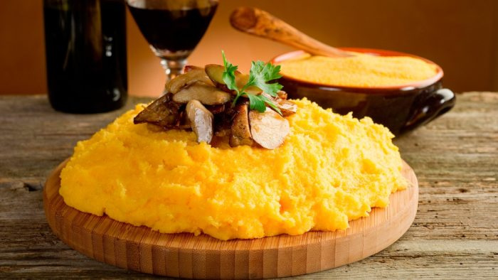 Кукурузная каша с курицей (в мультиварке)