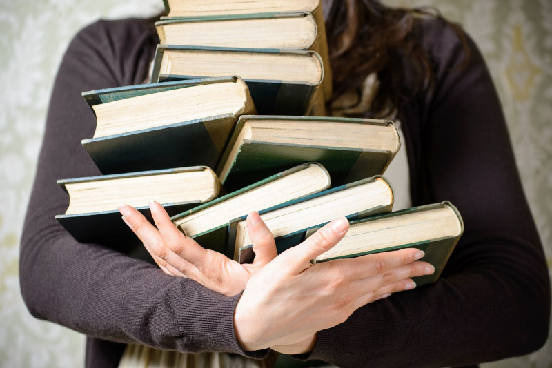 Пересказывать прочитанные книги