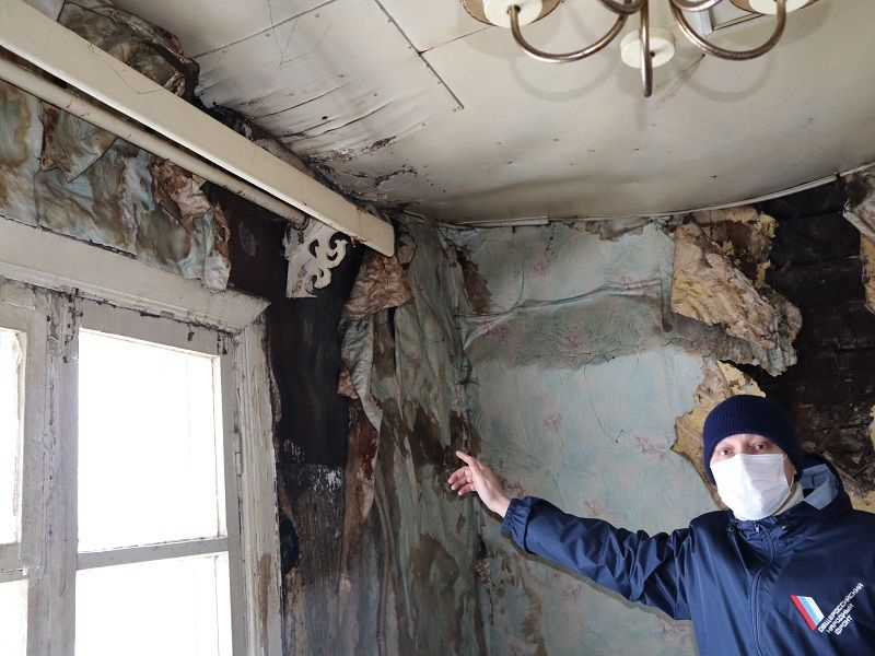 Жильцы дома в Богородске получили многотысячные счета за лампочки в подъезде
