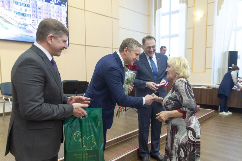 Ветеранам Нарьян-Мара вручили награды в честь 86-летия города