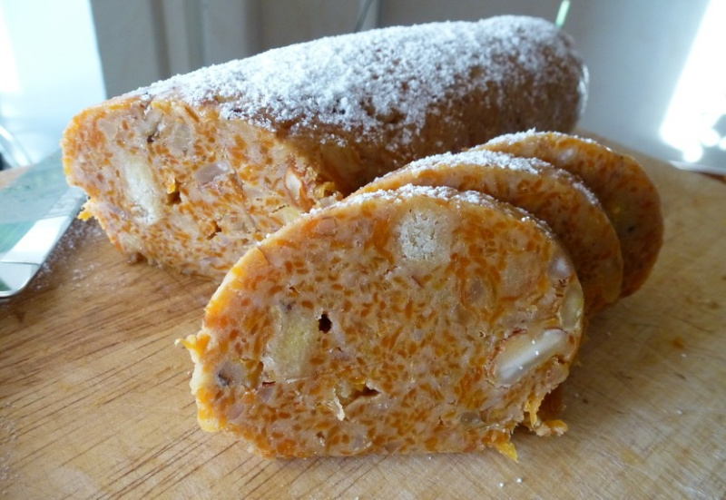 Морковная салями
