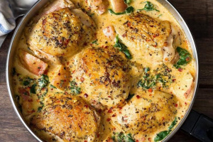 Куриные бедрышки в кокосовом соусе